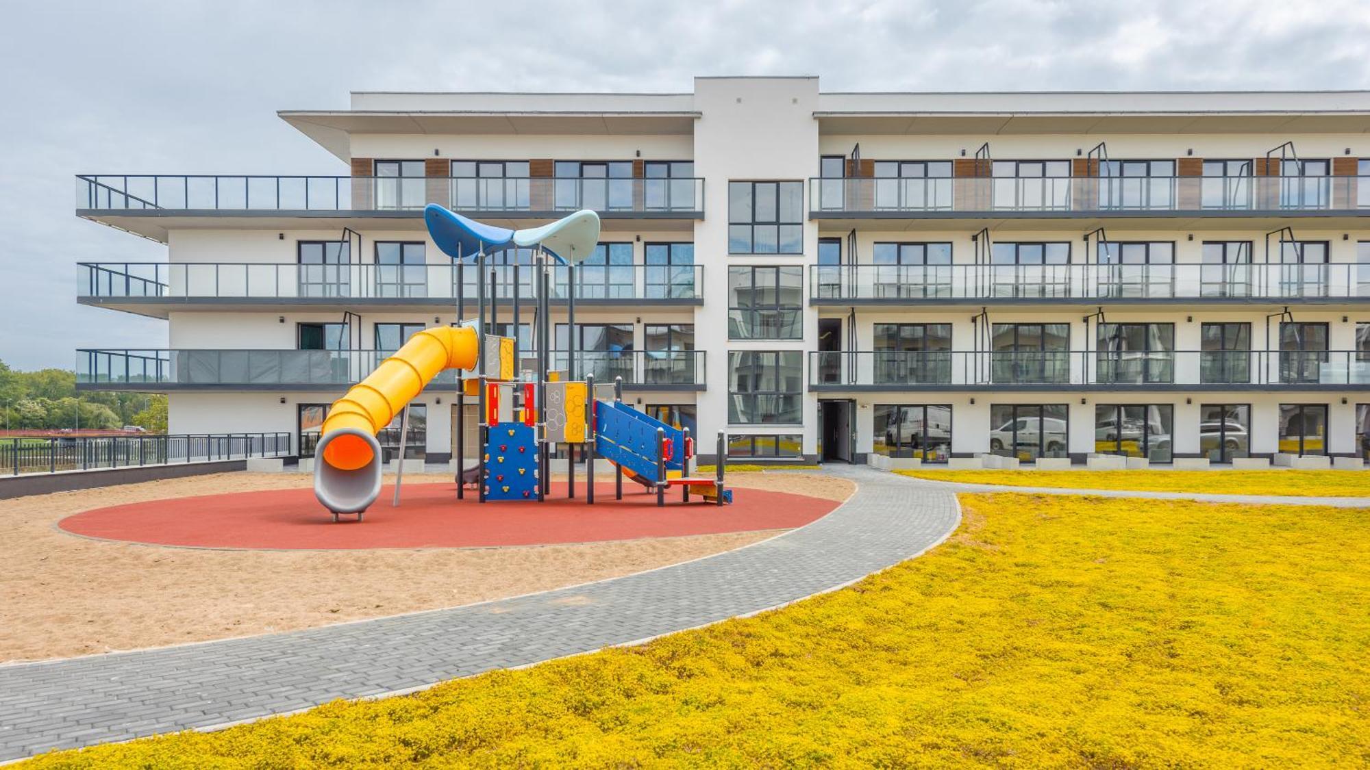 Apartamenty Sun & Snow Sagaris Z Basenem Дзивнув Экстерьер фото